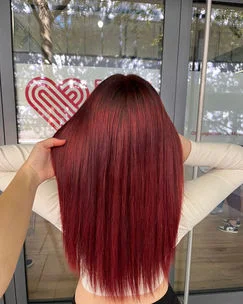 Farbbehandlungen im Friseur New Look